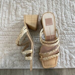 Dolce Vita Women's Tan Sandals